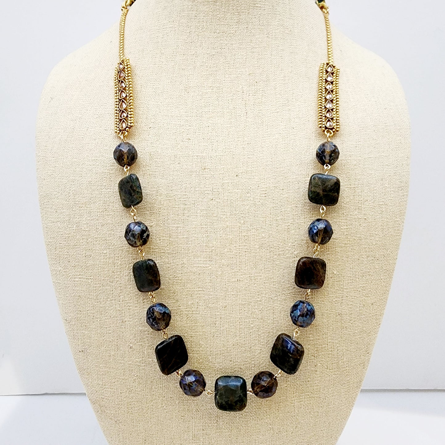 Maiden Necklace Set Indian Necklace , South Asian Necklace , Pakistani Necklace , Desi Necklace , Punjabi Necklace , Tamil Necklace , Indian Jewelry