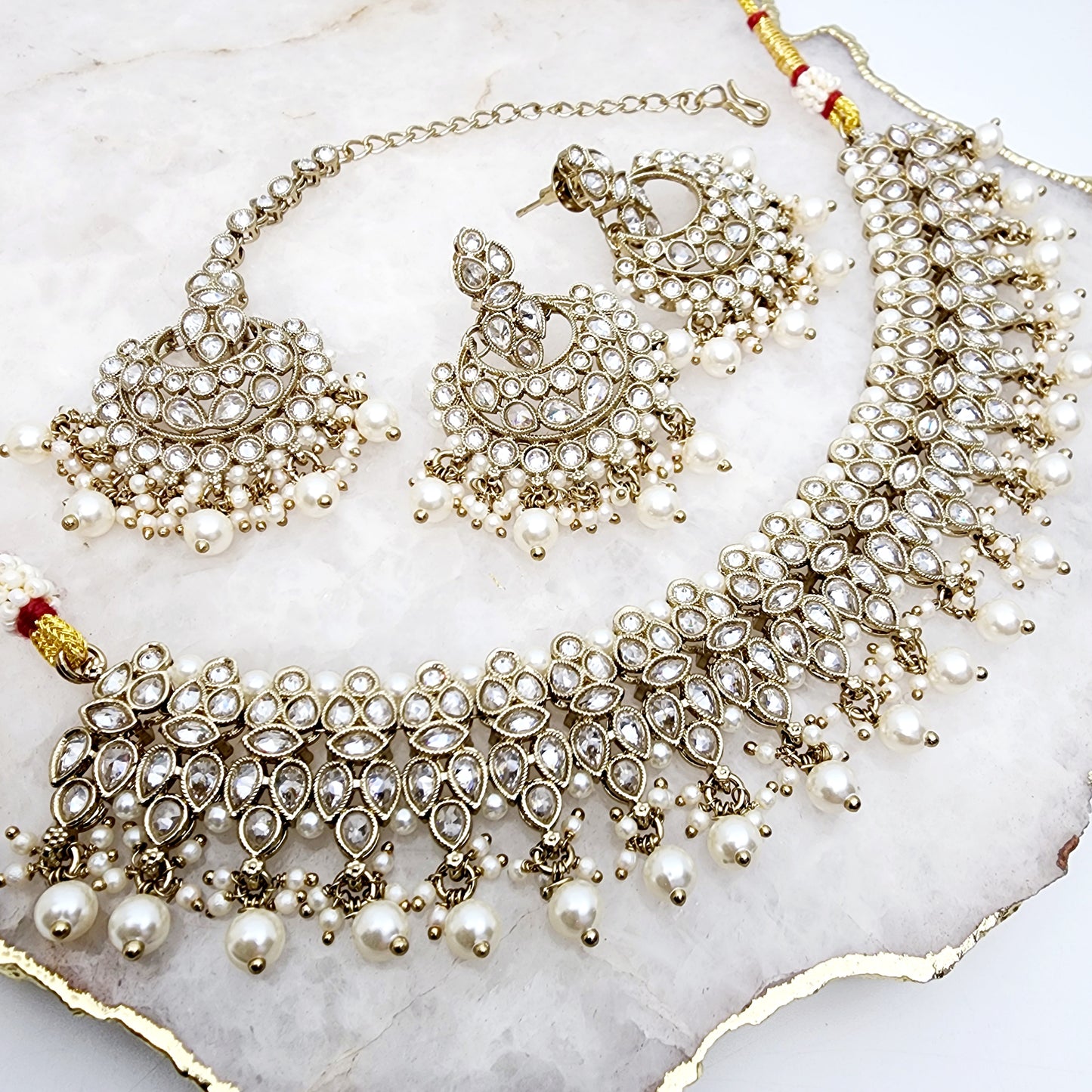 Priya Necklace Set