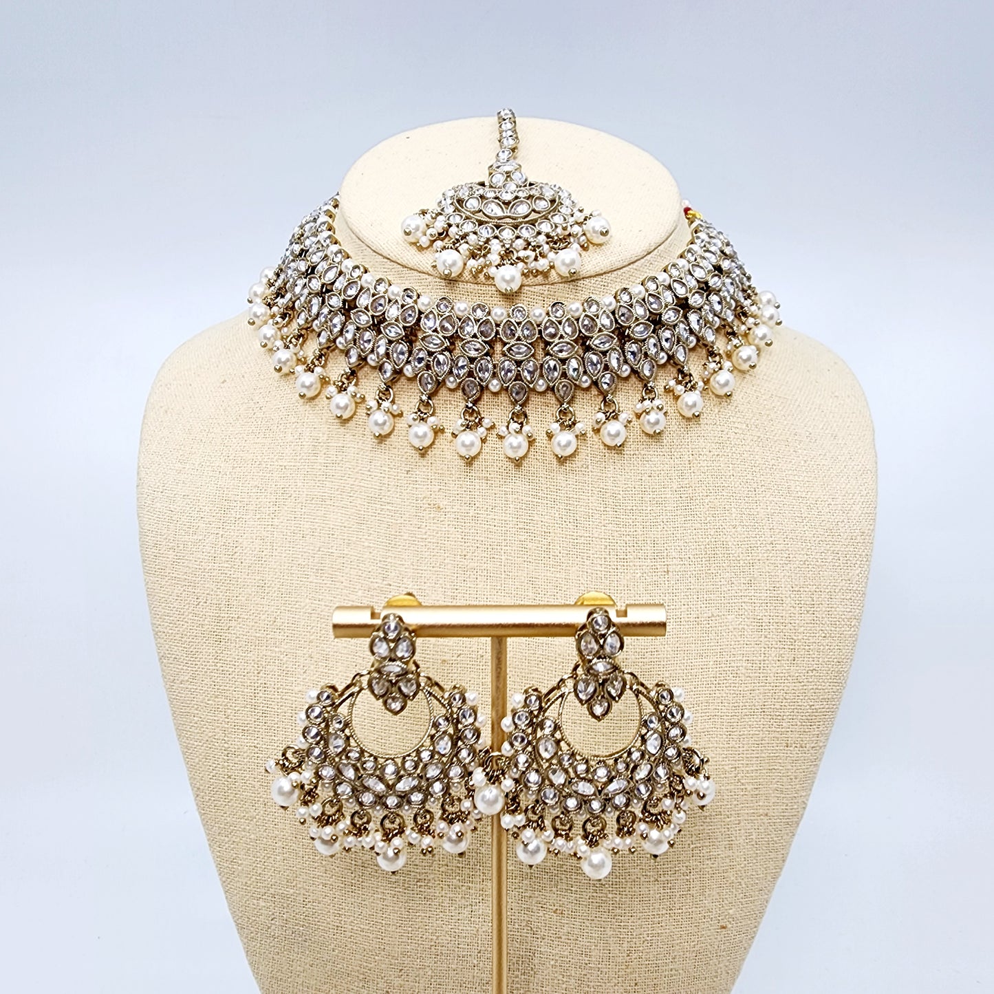Priya Necklace Set