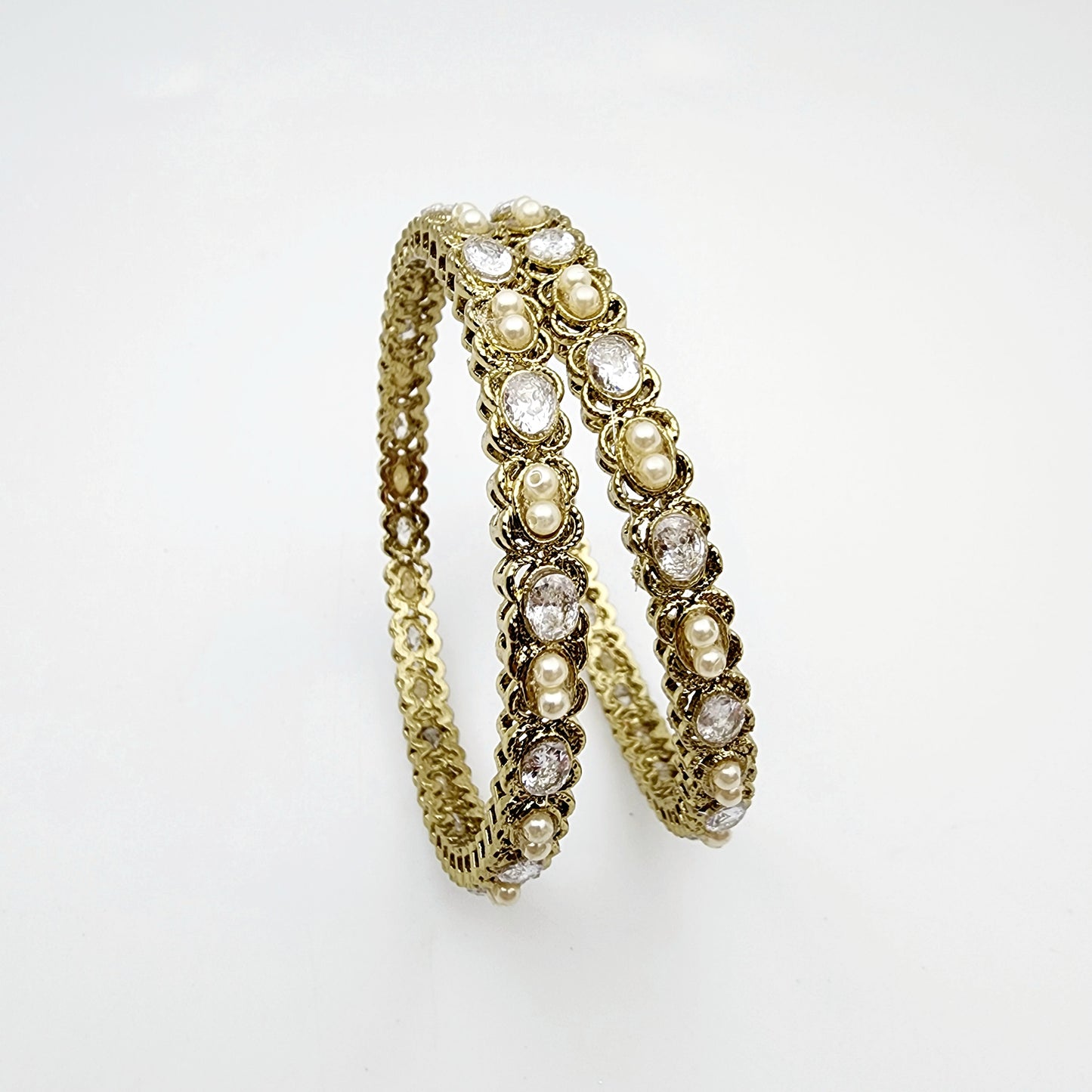 Avi - Bangles
