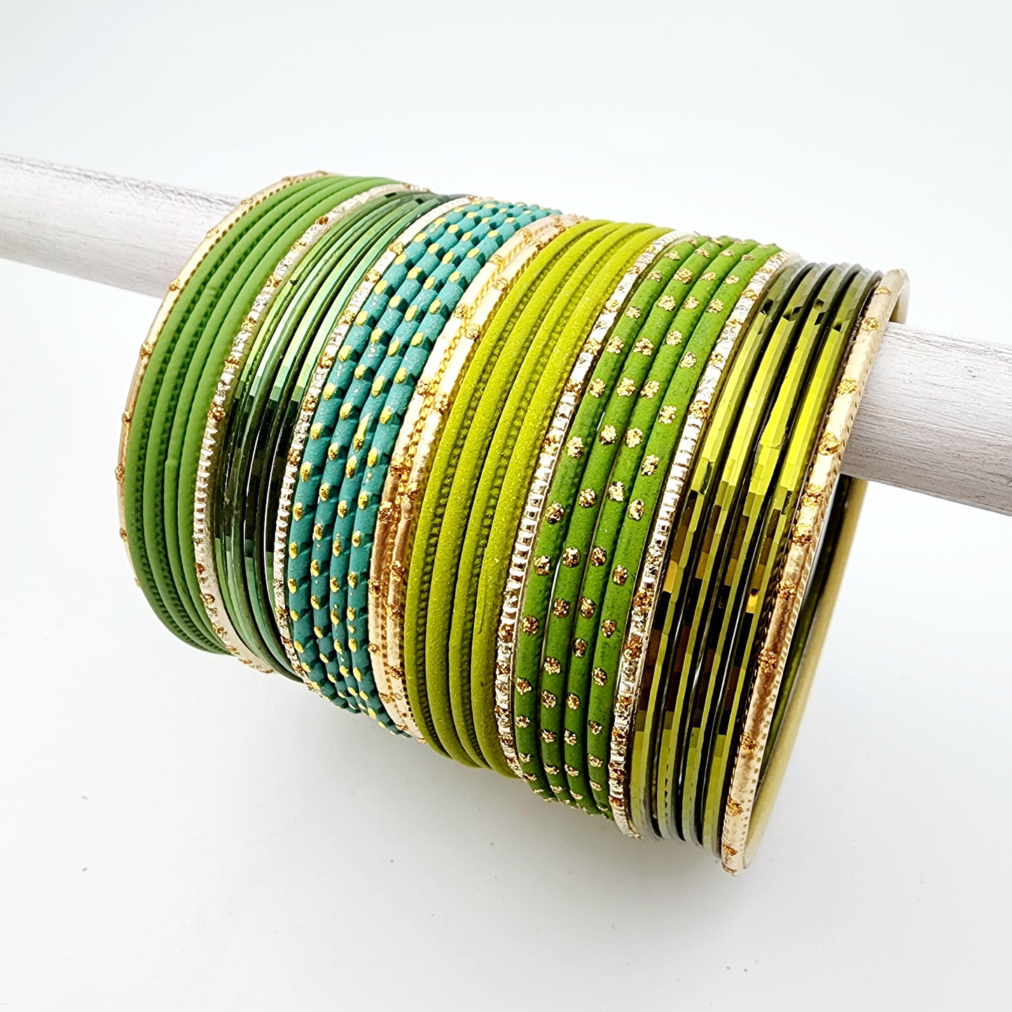 2.10 Mehndi Green Accent Box