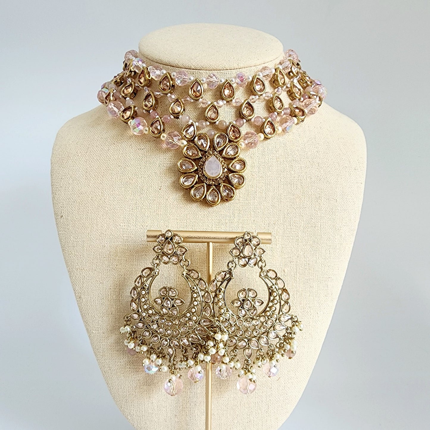 Ellie Necklace Set