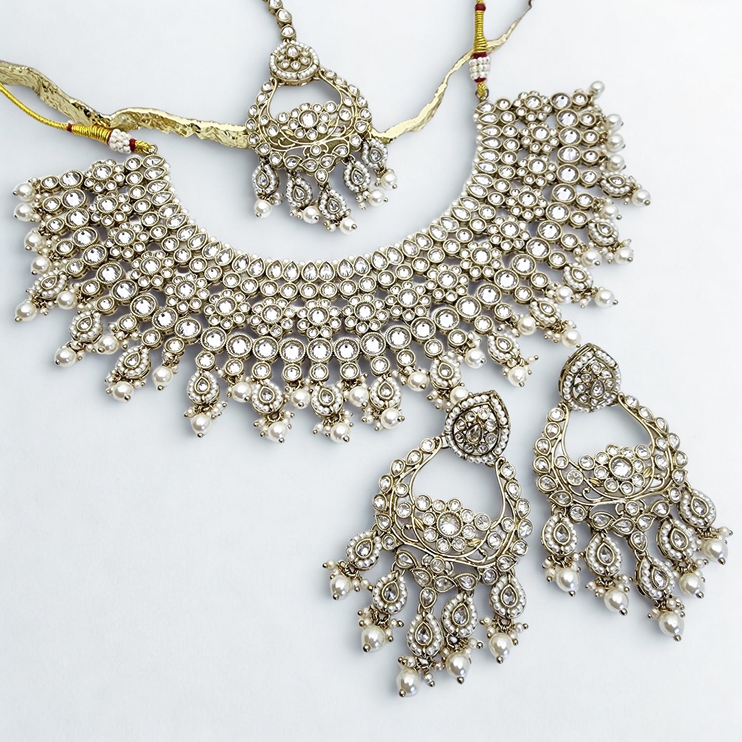 Puneet Necklace Set