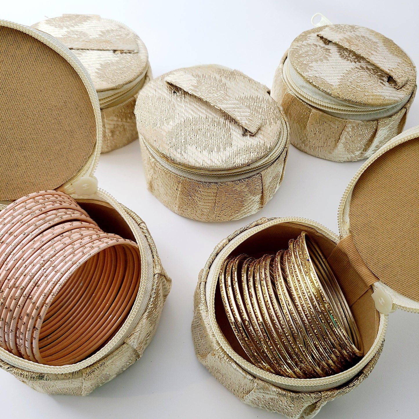 Banglez Case - Case only Indian Bangles , South Asian Bangles , Pakistani Bangles , Desi Bangles , Punjabi Bangles , Tamil Bangles , Indian Jewelry