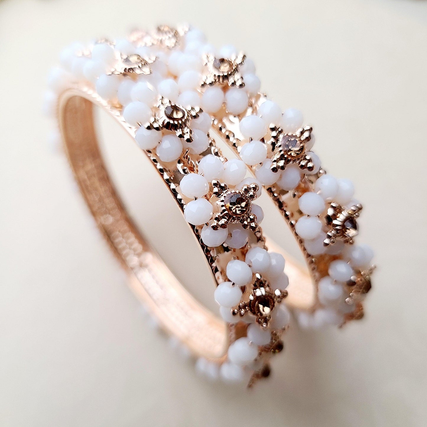 Arora - white Bangles Indian Bangles , South Asian Bangles , Pakistani Bangles , Desi Bangles , Punjabi Bangles , Tamil Bangles , Indian Jewelry