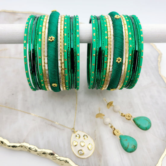 Load image into Gallery viewer, Boho Gift Set Indian Bangles , South Asian Bangles , Pakistani Bangles , Desi Bangles , Punjabi Bangles , Tamil Bangles , Indian Jewelry
