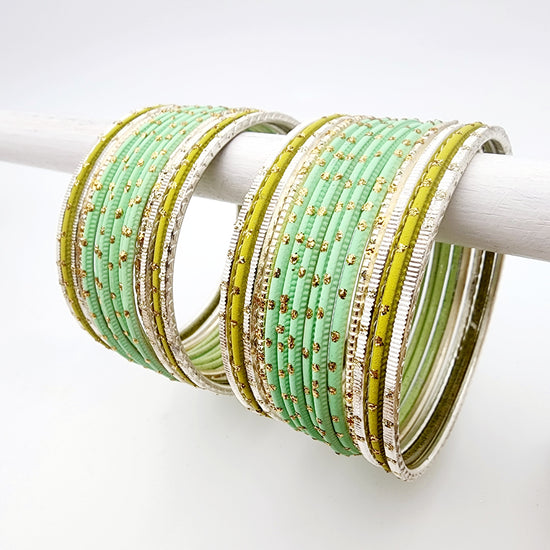 Load image into Gallery viewer, Brenda Bangle Set Indian Bangles , South Asian Bangles , Pakistani Bangles , Desi Bangles , Punjabi Bangles , Tamil Bangles , Indian Jewelry

