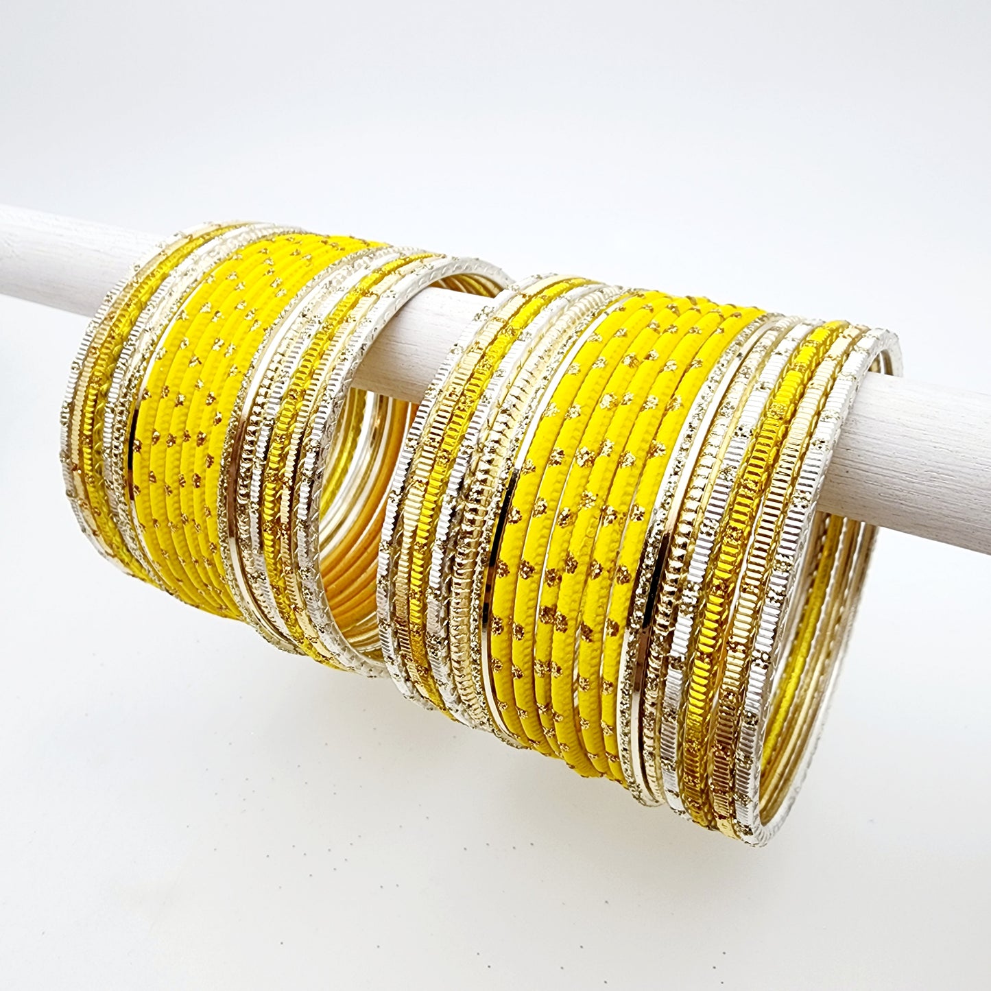 Load image into Gallery viewer, Lilly Bangle Set
