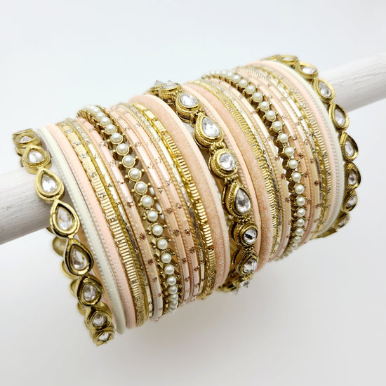 Load image into Gallery viewer, Blushing Delight Gift Set Indian Bangles , South Asian Bangles , Pakistani Bangles , Desi Bangles , Punjabi Bangles , Tamil Bangles , Indian Jewelry
