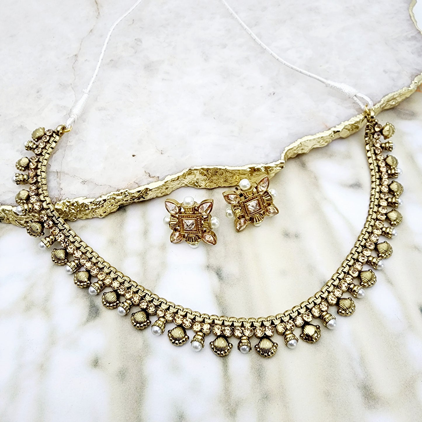 Sheena Necklace Set