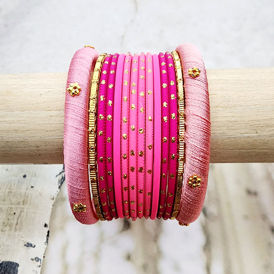 Load image into Gallery viewer, Destiny Bangle Set Indian Bangles , South Asian Bangles , Pakistani Bangles , Desi Bangles , Punjabi Bangles , Tamil Bangles , Indian Jewelry

