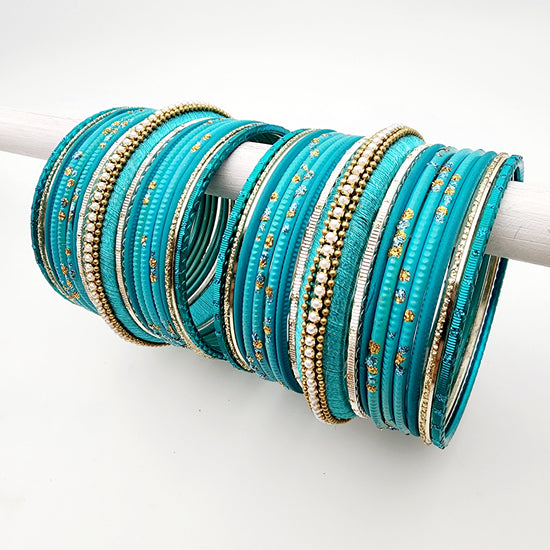 Load image into Gallery viewer, Tracey Ferrah Bangle Set Indian Bangles , South Asian Bangles , Pakistani Bangles , Desi Bangles , Punjabi Bangles , Tamil Bangles , Indian Jewelry
