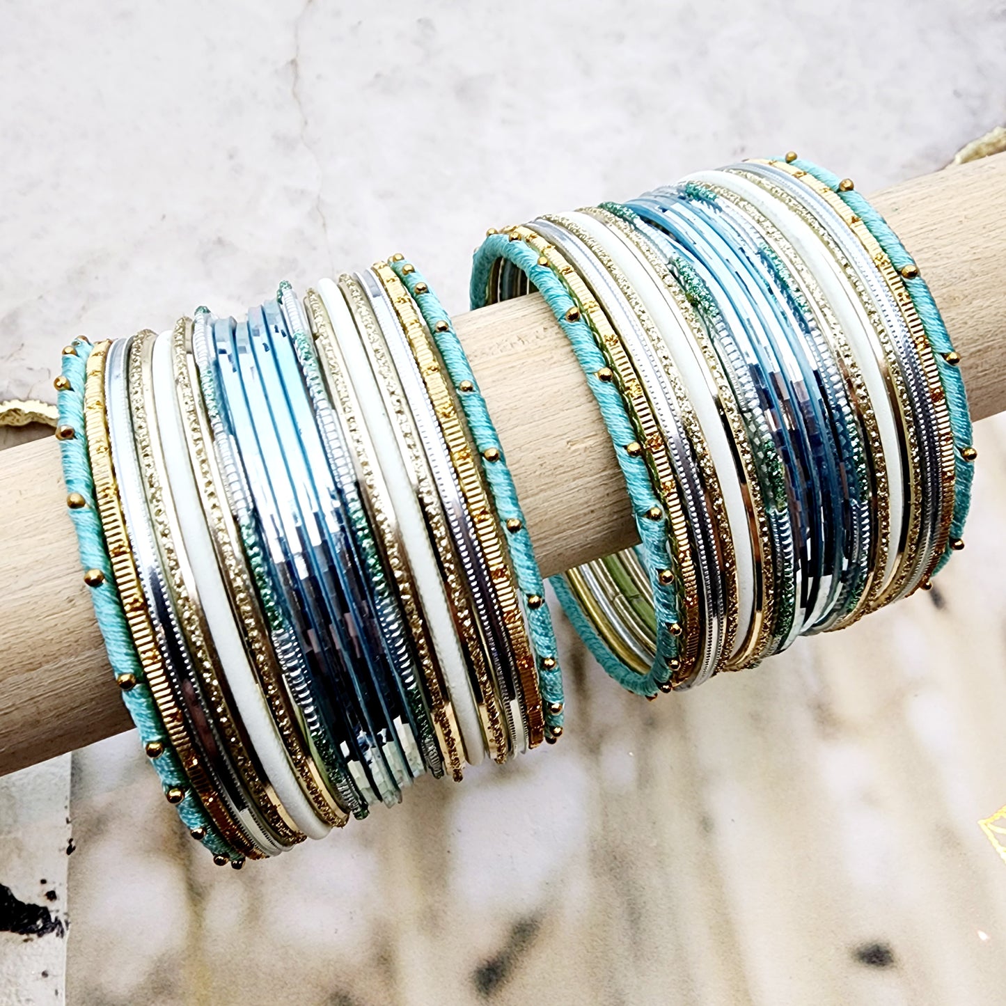 Load image into Gallery viewer, Erin Bangle Set Indian Bangles , South Asian Bangles , Pakistani Bangles , Desi Bangles , Punjabi Bangles , Tamil Bangles , Indian Jewelry
