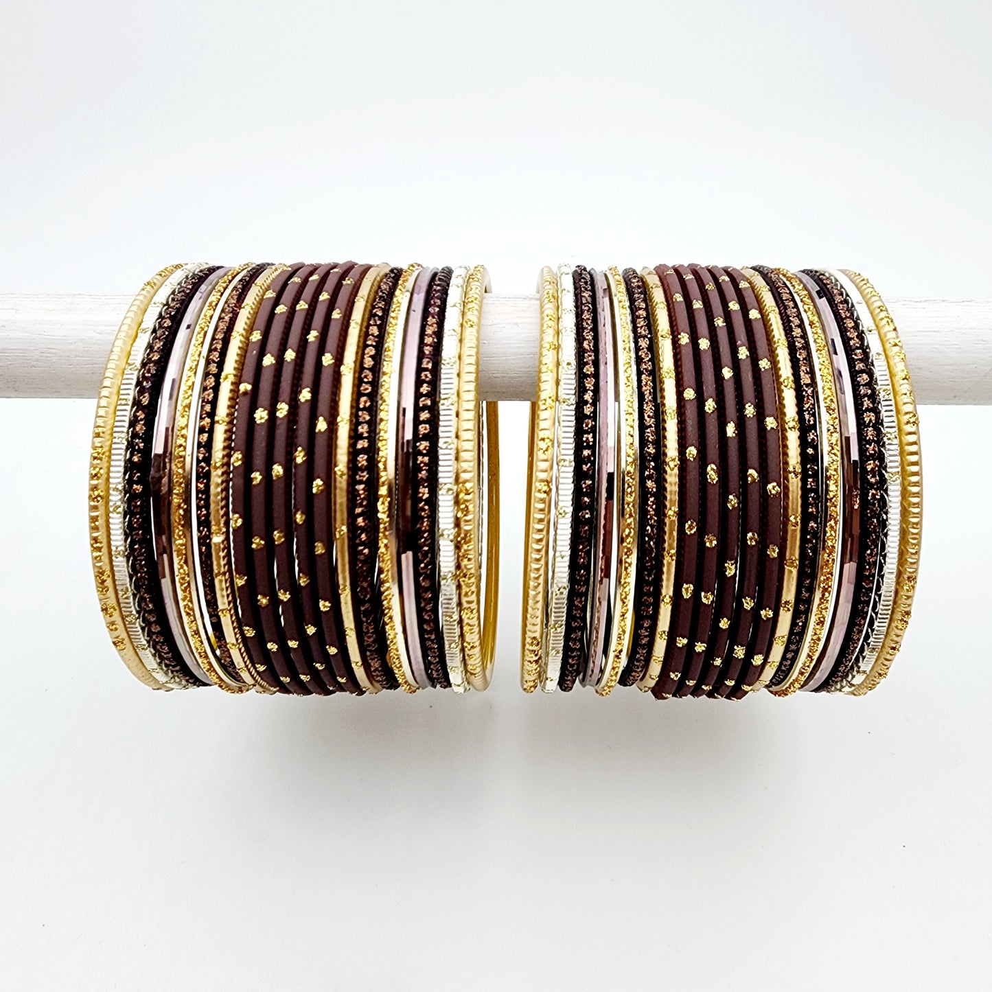 Load image into Gallery viewer, Kayden Bangle Set Indian Bangles , South Asian Bangles , Pakistani Bangles , Desi Bangles , Punjabi Bangles , Tamil Bangles , Indian Jewelry
