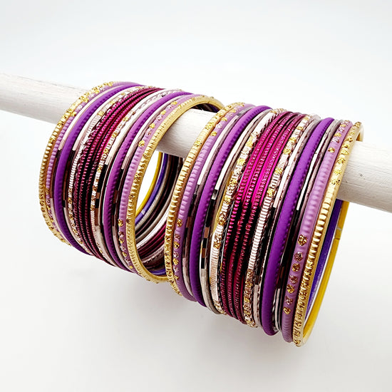 Load image into Gallery viewer, Manni Bangle Set Indian Bangles , South Asian Bangles , Pakistani Bangles , Desi Bangles , Punjabi Bangles , Tamil Bangles , Indian Jewelry

