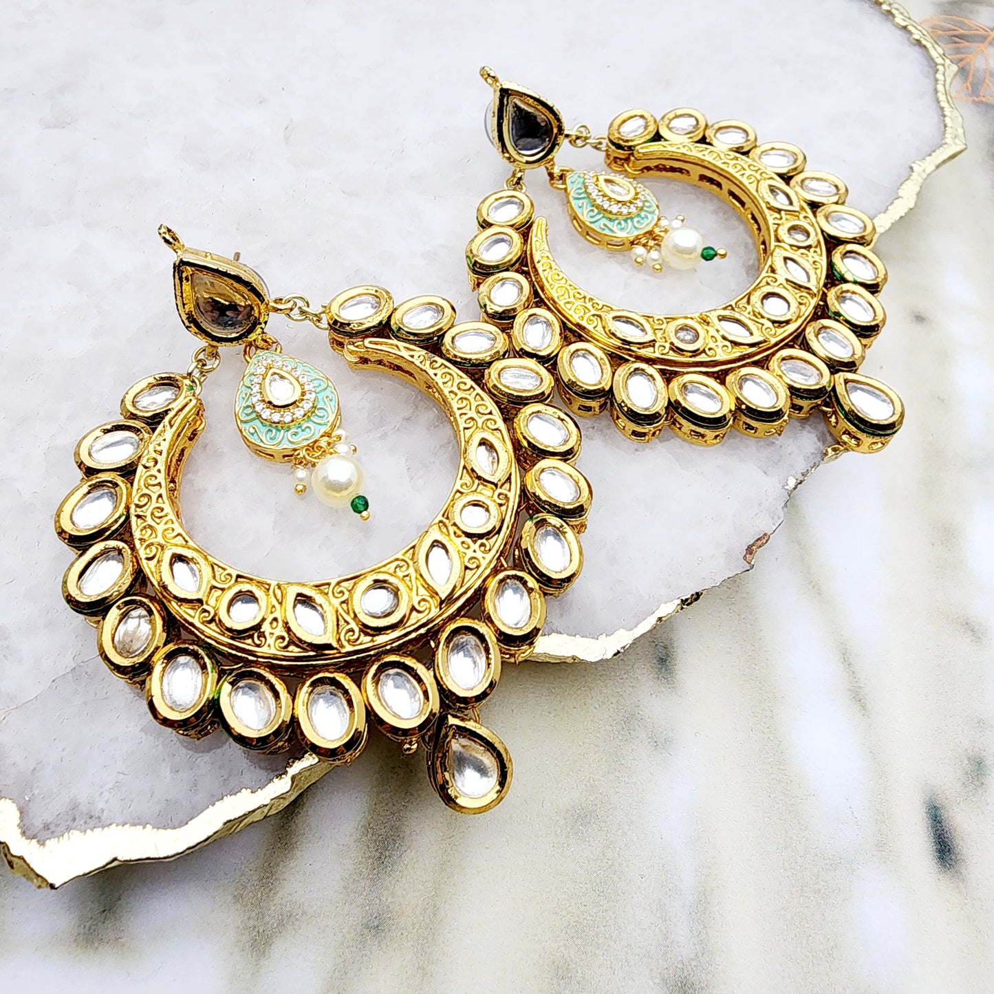 Load image into Gallery viewer, Cleo Earrings Indian Earrings , South Asian Earrings , Pakistani Earrings , Desi Earrings , Punjabi Earrings , Tamil Earrings , Indian Jewelry
