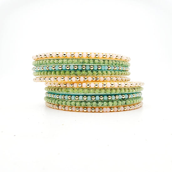 Saanvi Glass Bangle Set