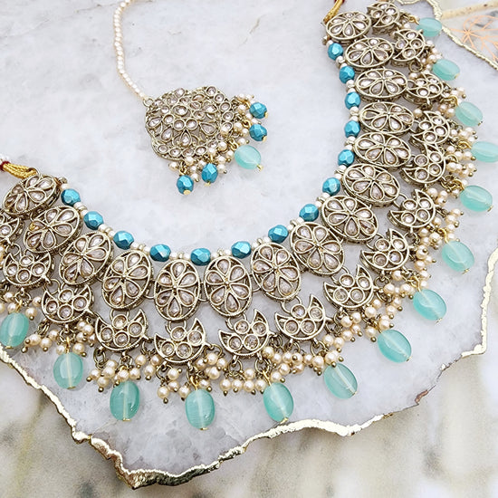 Parvinder Necklace Set