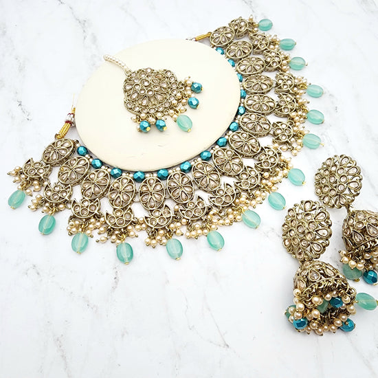 Parvinder Necklace Set