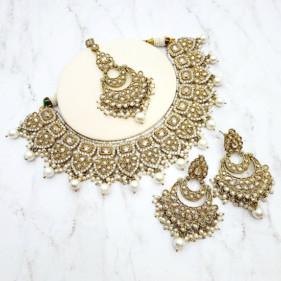 Samia Necklace Set