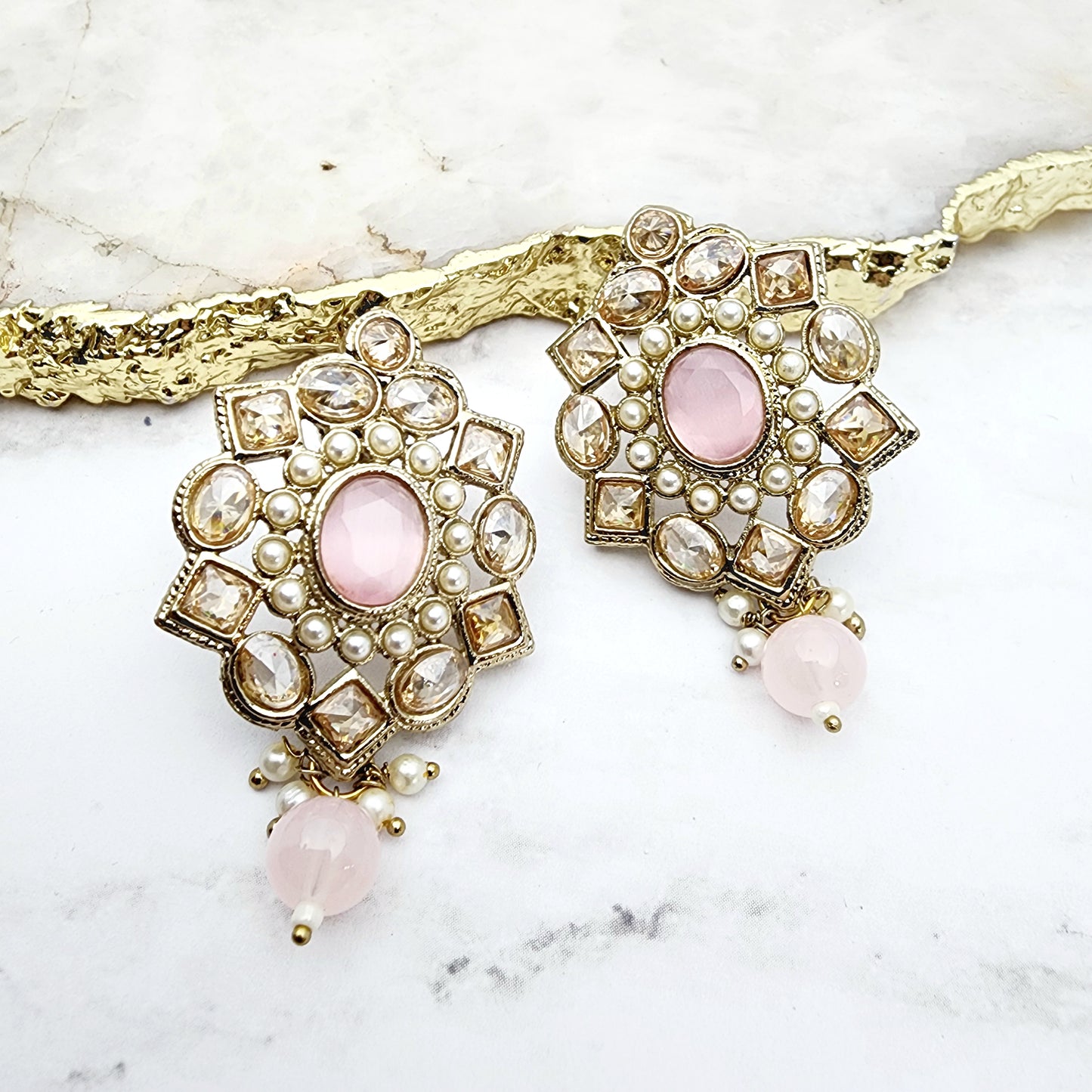 Aneesa Earrings