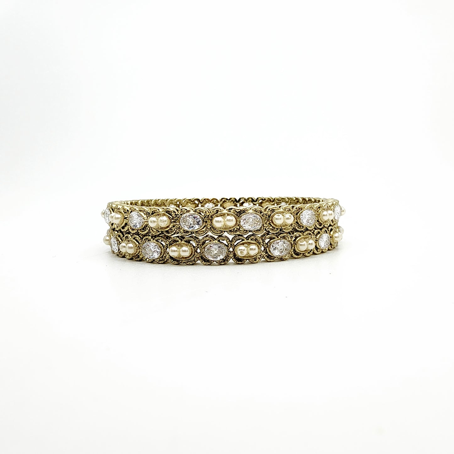 Avi - Bangles