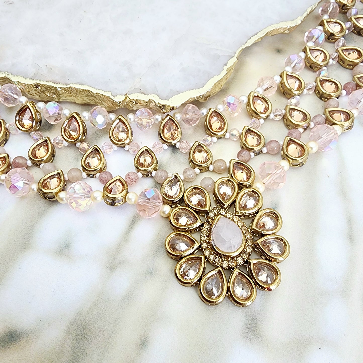 Ellie Necklace Set
