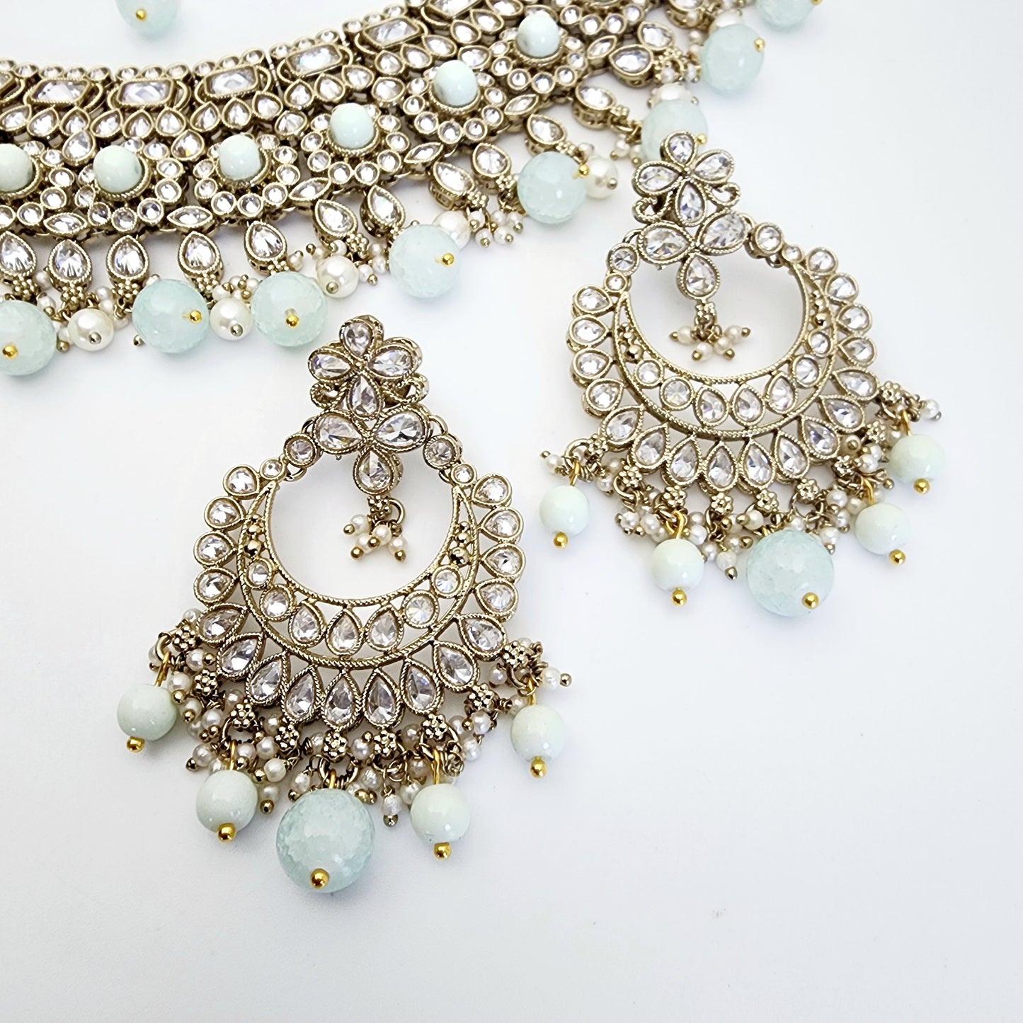 Amia Necklace Set