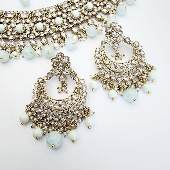Amia Necklace Set