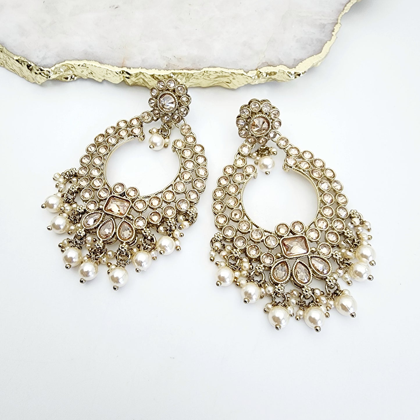Jinder Necklace Set