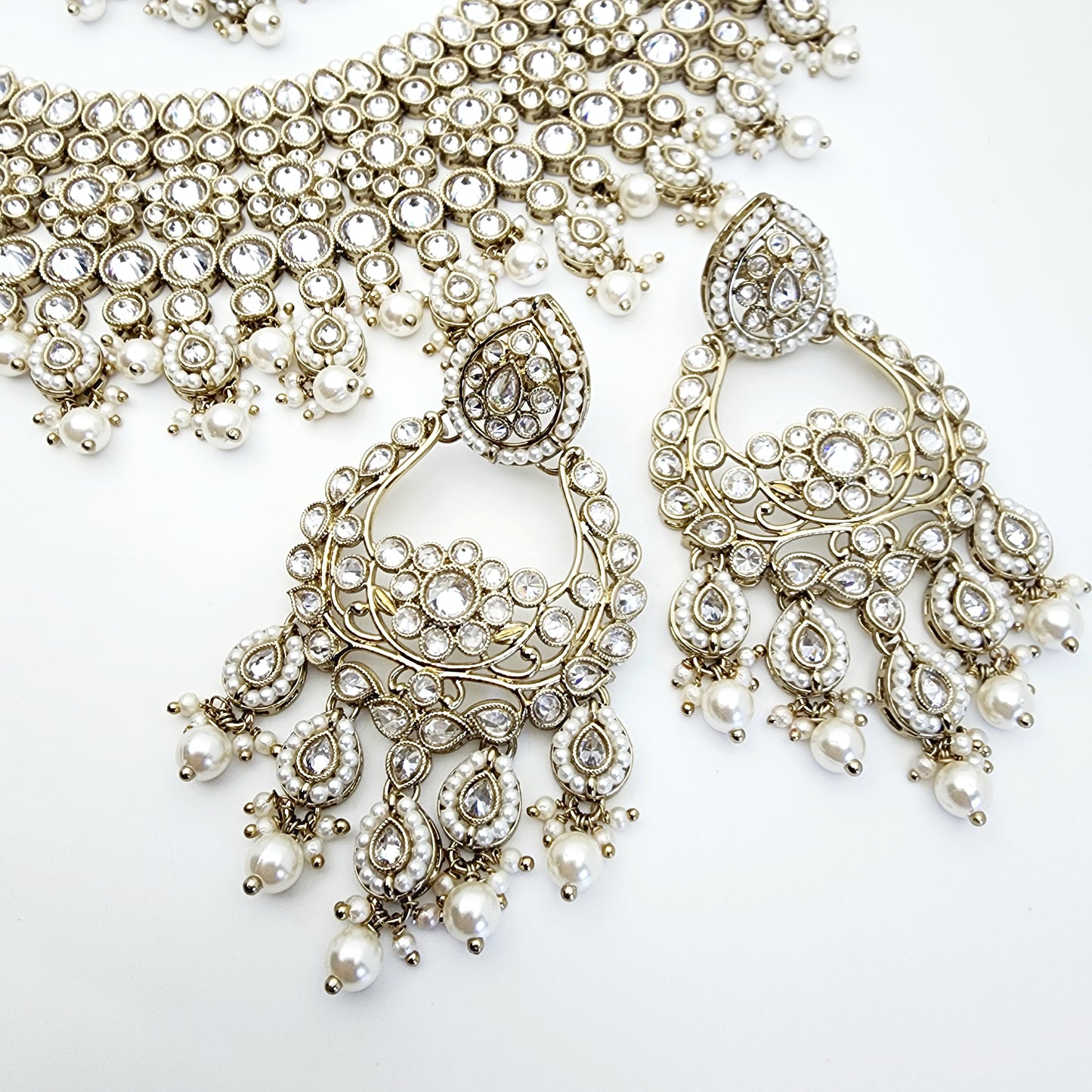 Puneet Necklace Set