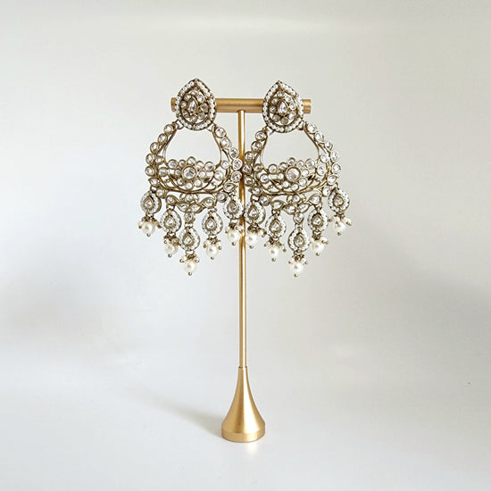 Puneet Necklace Set