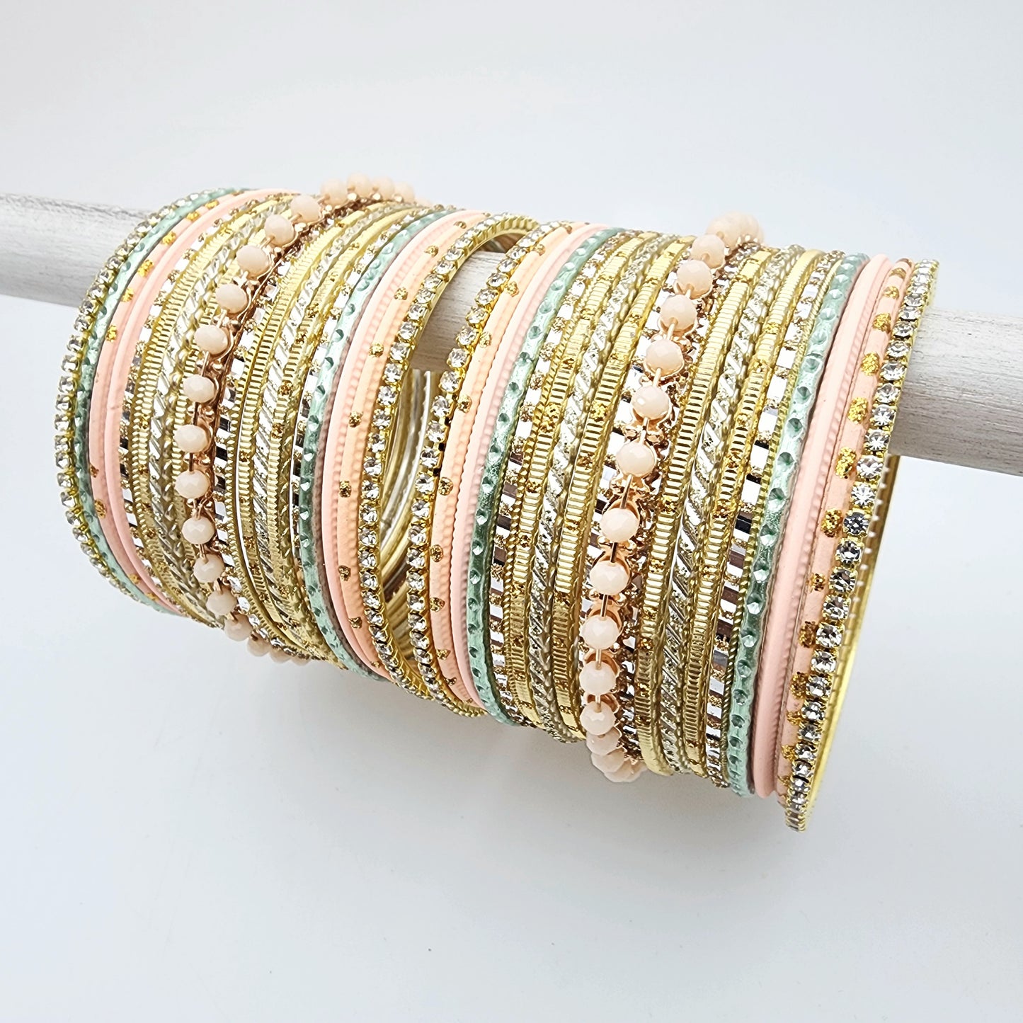Vivika Bangle Set