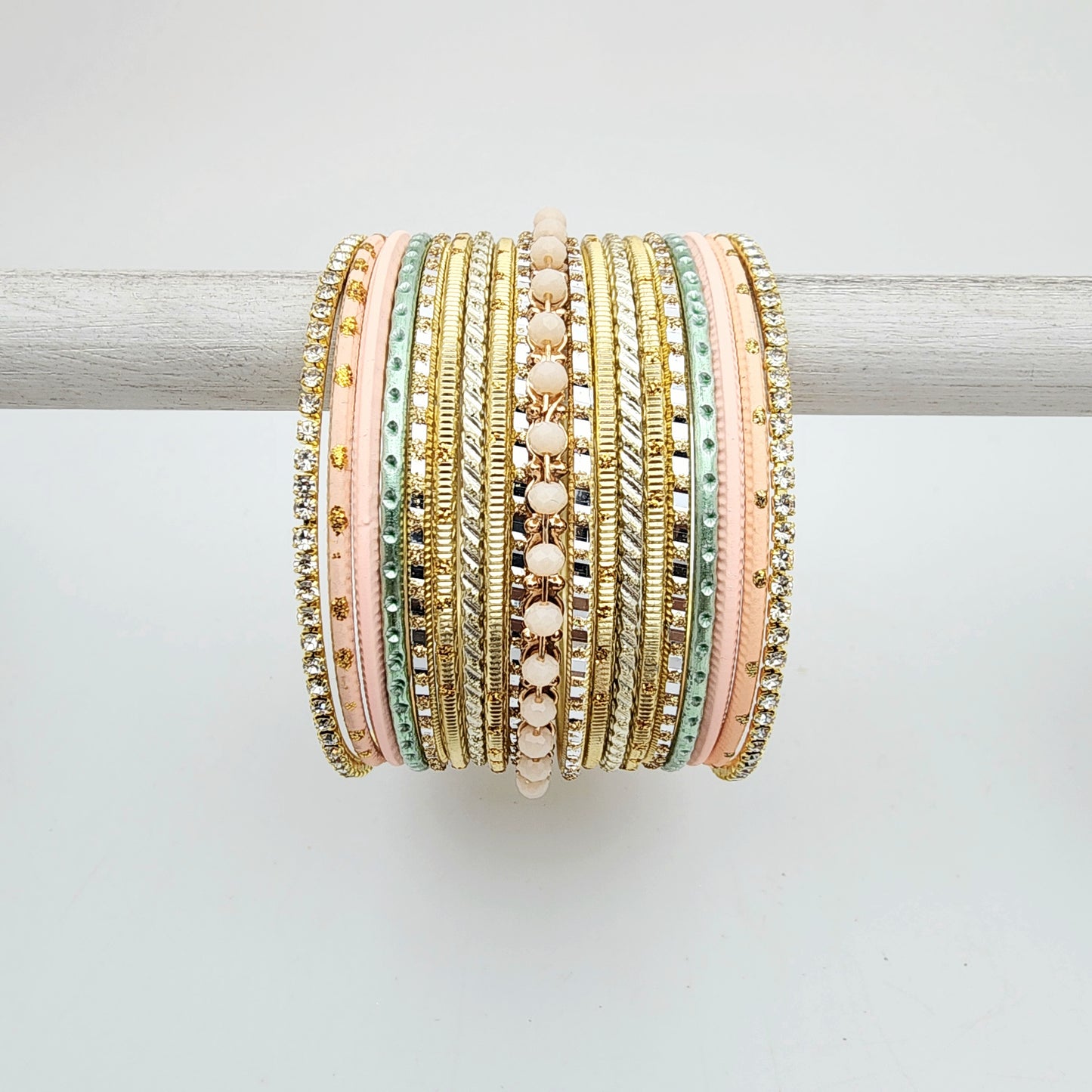 Vivika Bangle Set