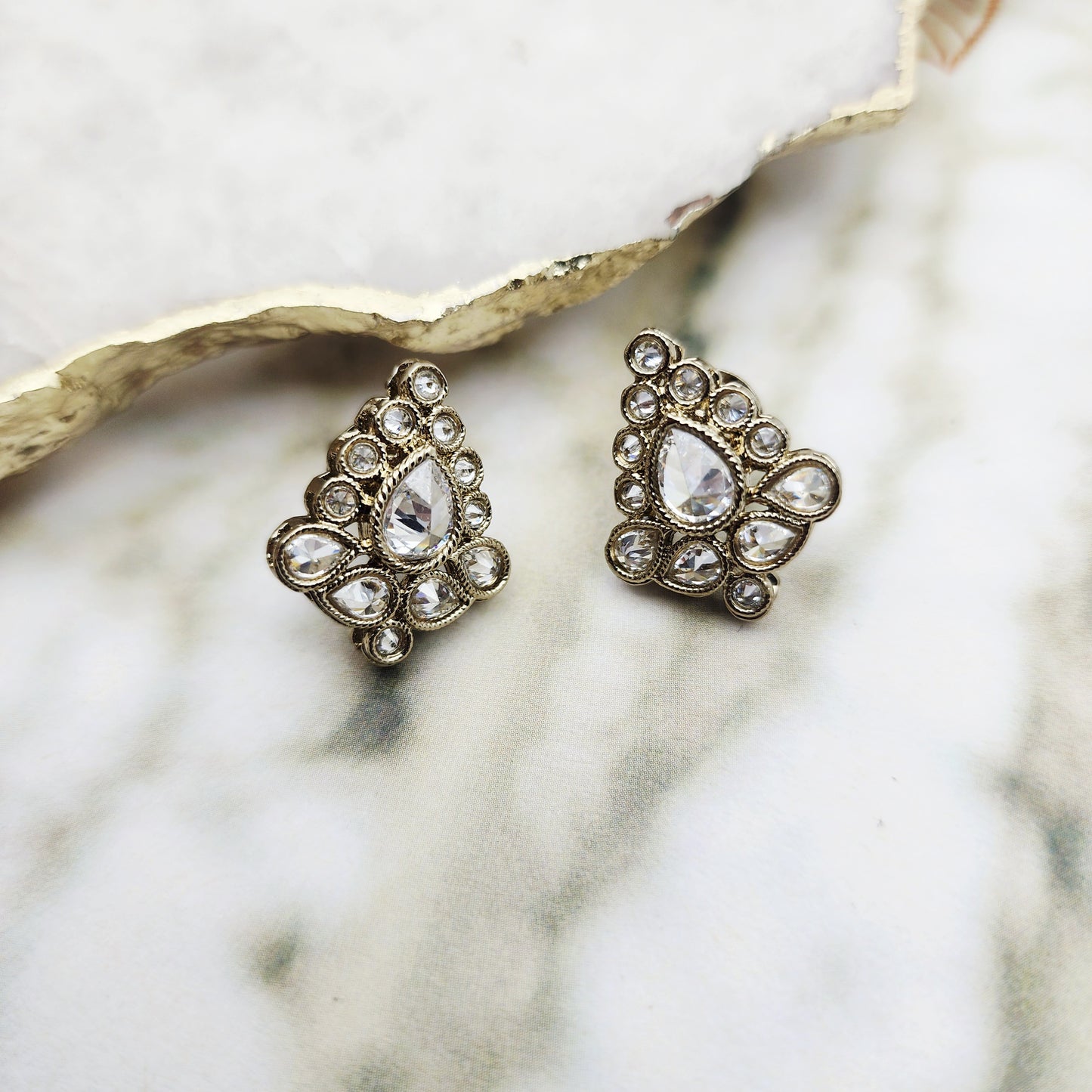 Anetta Earrings