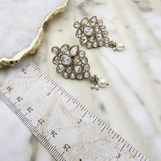 Mary Earrings