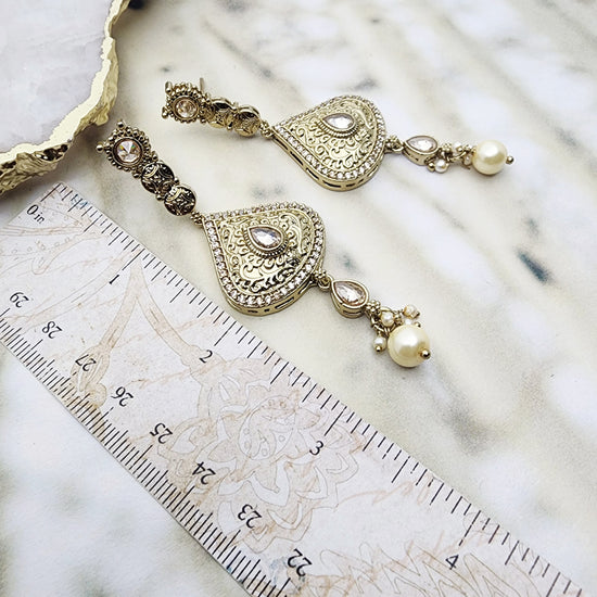 Megan Earrings