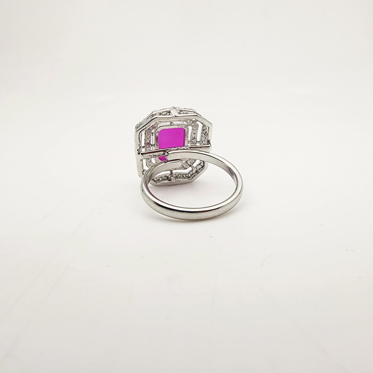 Adelle Ring