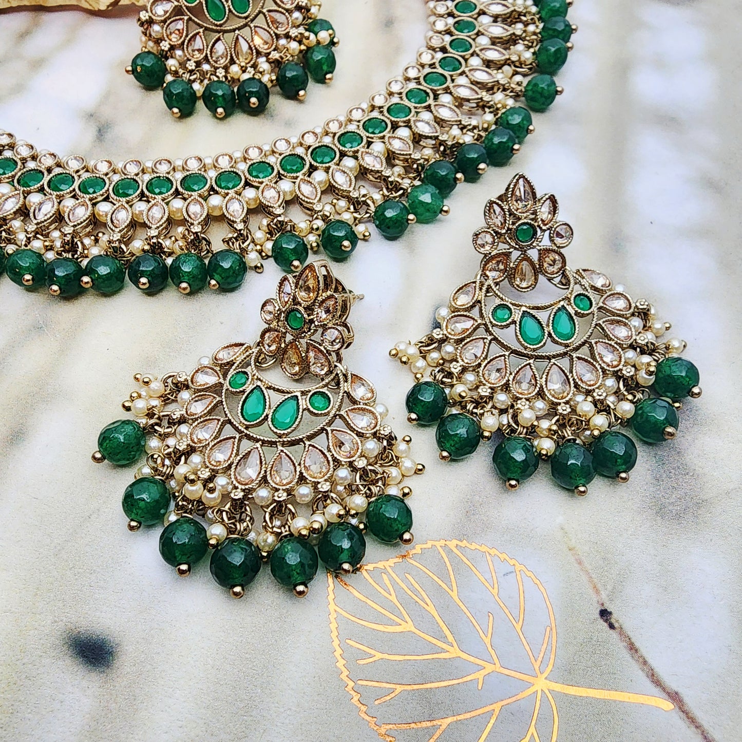 Eshka Necklace Set