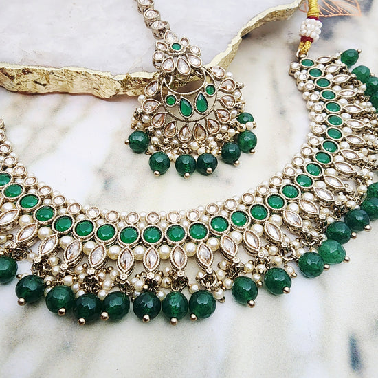 Eshka Necklace Set