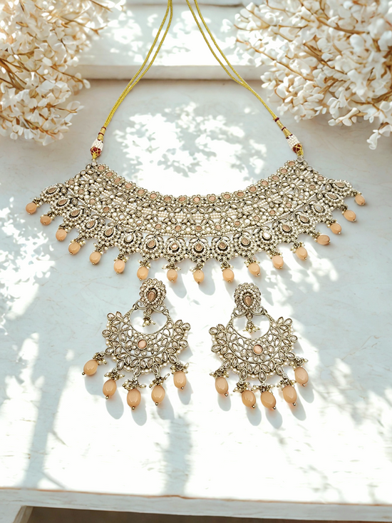 Aashna Necklace Set