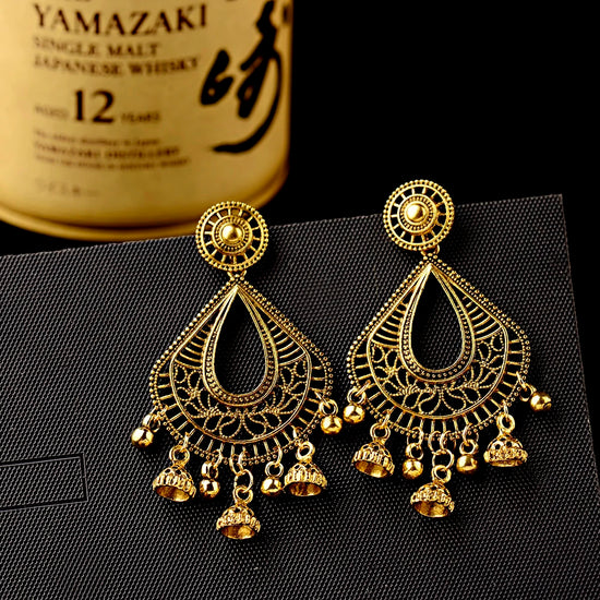 Vienna Earrings Indian Earrings , South Asian Earrings , Pakistani Earrings , Desi Earrings , Punjabi Earrings , Tamil Earrings , Indian Jewelry