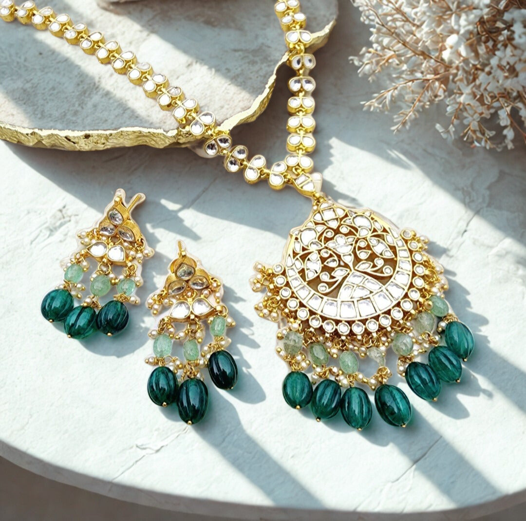Selena Kundan Necklace
