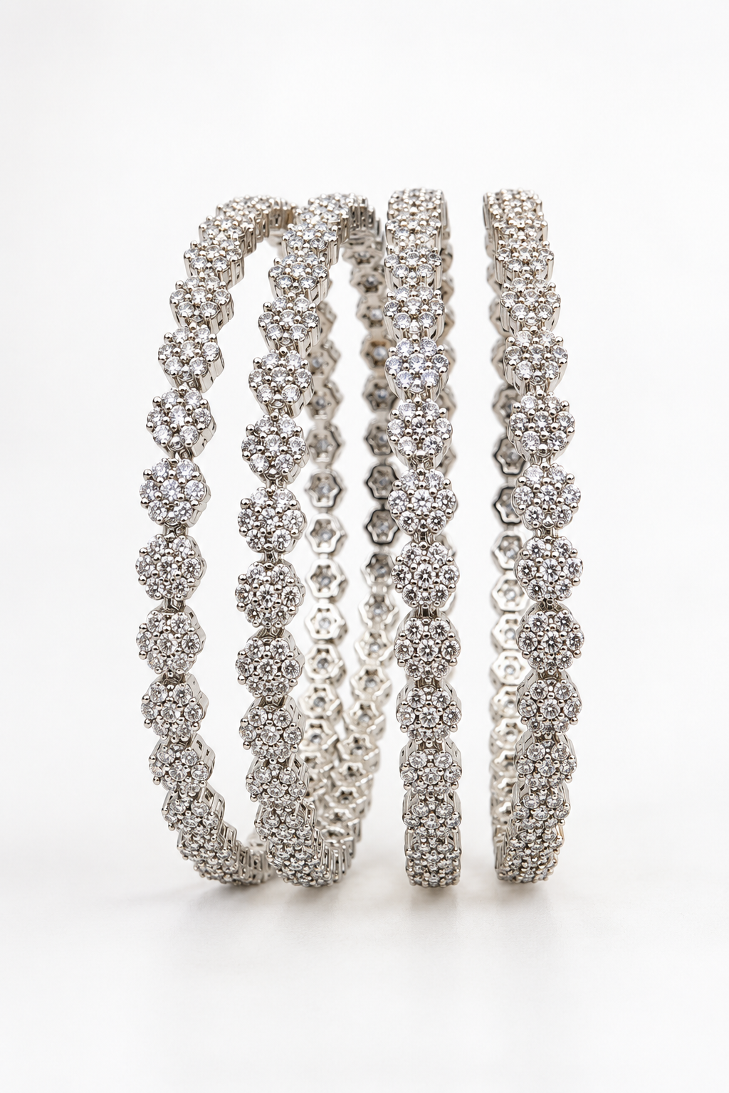 Pia - Bracelets