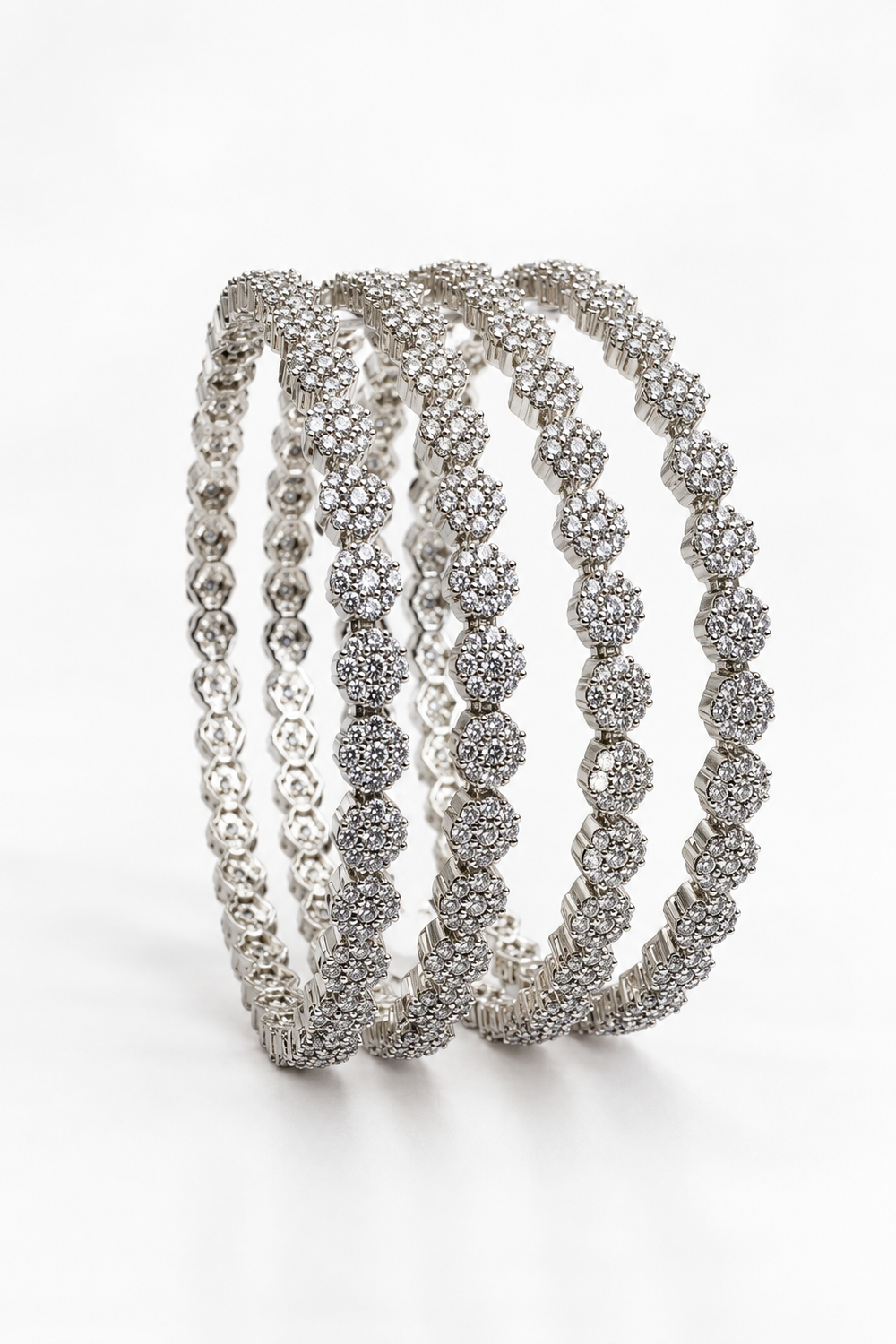Pia - Bracelets