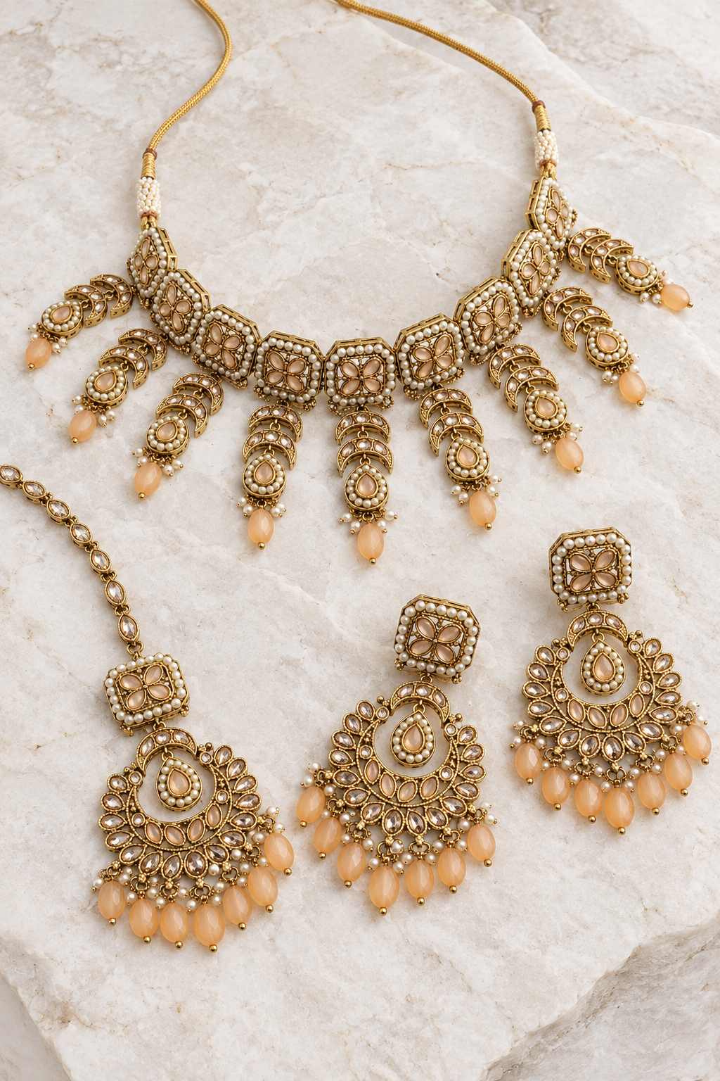 Mahika - Necklace Set