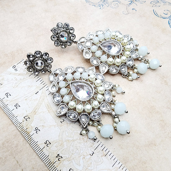 Load image into Gallery viewer, Alina Earrings &amp;amp; Tikka Indian Earrings , South Asian Earrings , Pakistani Earrings , Desi Earrings , Punjabi Earrings , Tamil Earrings , Indian Jewelry
