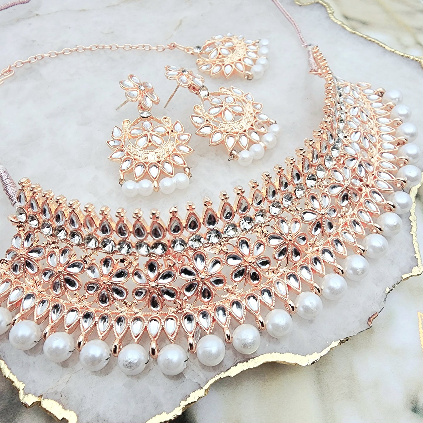 Load image into Gallery viewer, Simran Necklace Set Indian Necklace , South Asian Necklace , Pakistani Necklace , Desi Necklace , Punjabi Necklace , Tamil Necklace , Indian Jewelry
