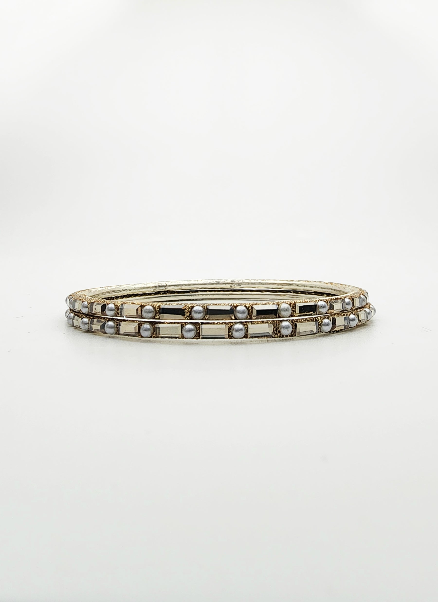 Sumi - Bangles