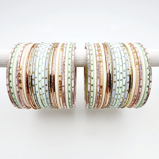 Load image into Gallery viewer, Helena Bangle Set Indian Bangles , South Asian Bangles , Pakistani Bangles , Desi Bangles , Punjabi Bangles , Tamil Bangles , Indian Jewelry
